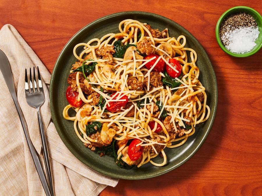 SuperQuick Sausage and Sun-Dried Tomato Pesto Spaghetti